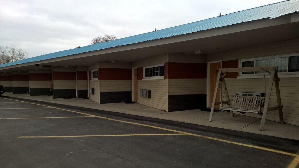 Economy Inn Marshalltown Exterior foto